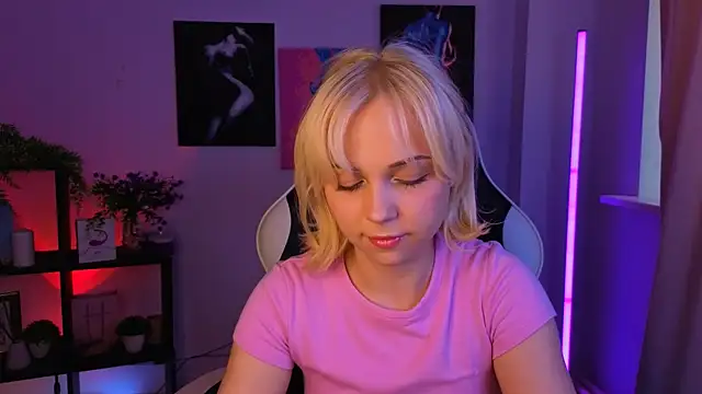 ElenaMonroe webcam