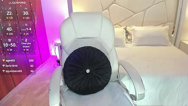 Natasha_Kiim_ webcam