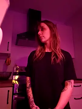 LilyOrion - Live Cam