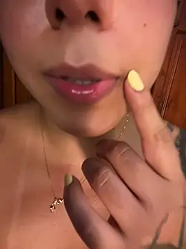 KaditaNavarro webcam