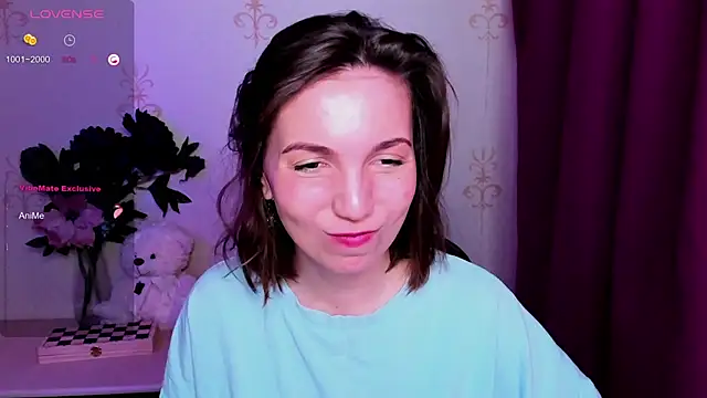 KindHazelHere_ webcam