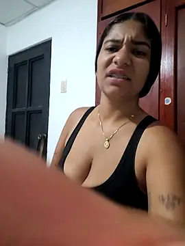 sofythom1 - Sofythom1's free webcam - UK Sex Cams