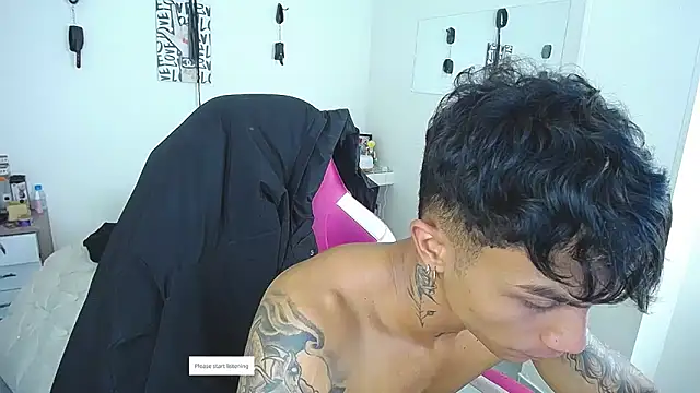 Leonard_Price webcam