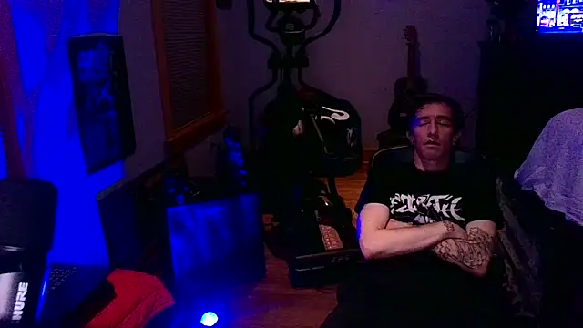 leviathanx666 (Ask my age) - \m/ LETS SEE HOW HIGH WE GET  \m/