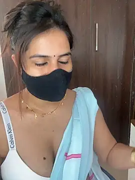 Sexy_Madhurii live sex cam