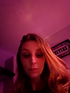 LilyOrion - Live Cam