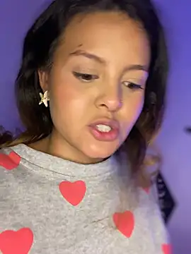 ame_desire - Ame_Desire's free webcam - UK Sex Cams