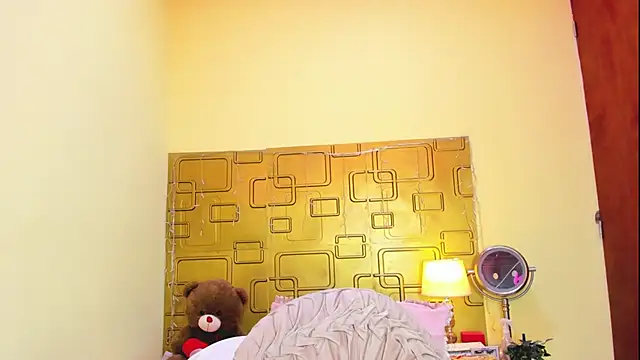 julia_haye - Julia_Haye's free webcam - UK Sex Cams