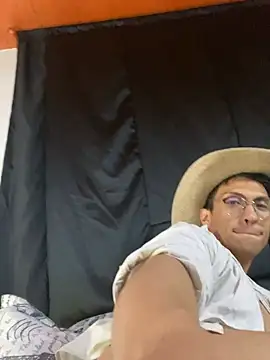 apolocruz (M young) - big cum show