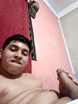 alee28728 (M twink) - Corrida