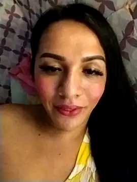 Yourbabyshane webcam