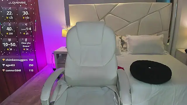 Natasha_Kiim_ webcam