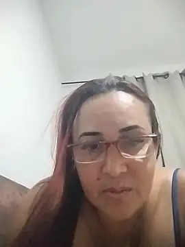 Webcam Model (Nini_Love_)  is live.Free join now!