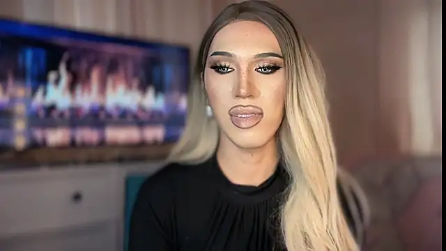 ts_glamxx - Ts_glamxx's free webcam - UK Sex Cams