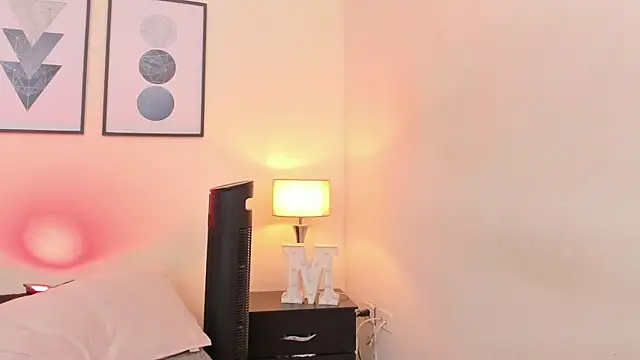 Amelia_Brixton webcam