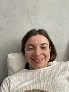 luna2547 - Luna2547's free webcam - UK Sex Cams