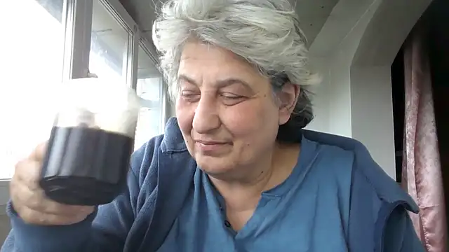 ExquisiteMature webcam