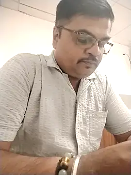 Desi_Lodo_Gujju_Boy webcam