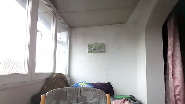 ExquisiteMature webcam