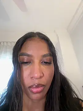 IamCrystal2's live cam