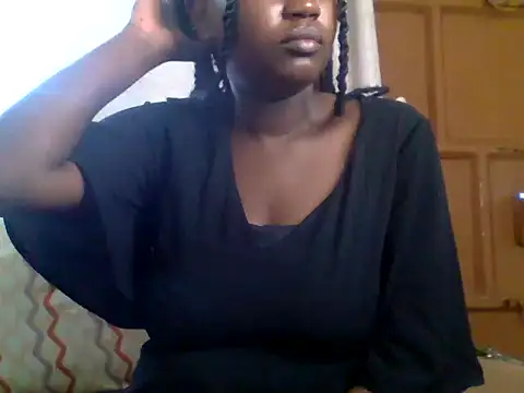 Sexiebony12 webcam