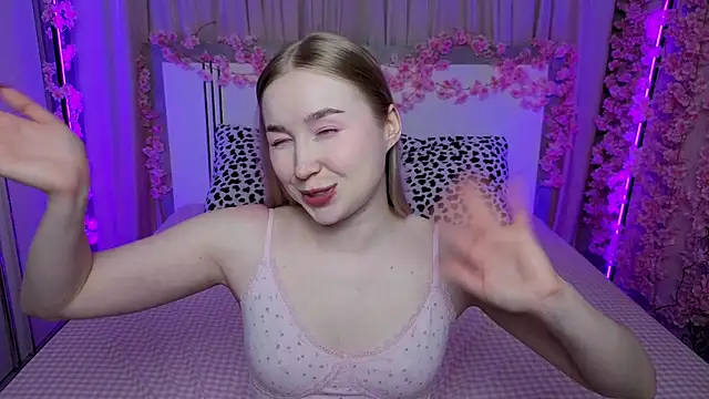 LilyStarlight webcam