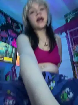 Cutiepiespanks's live cam