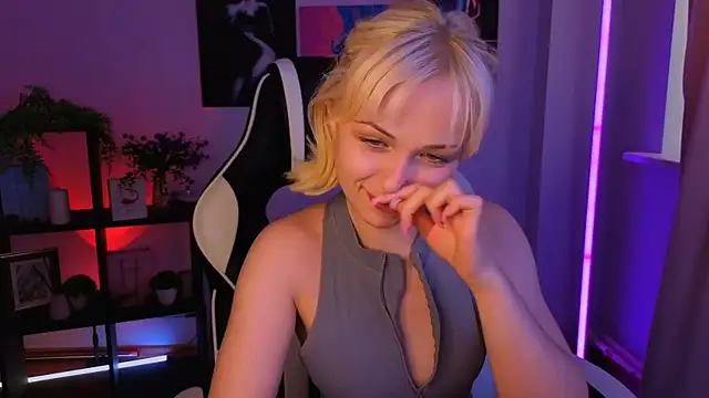 elenamonroe - ElenaMonroe's free webcam - UK Sex Cams