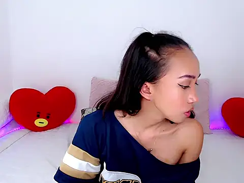 sweet_kittyxx - Sweet_kittyxx's free webcam - UK Sex Cams