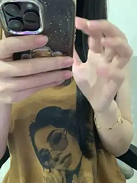 Webcam Model (Balle21)  is live.Free join now!