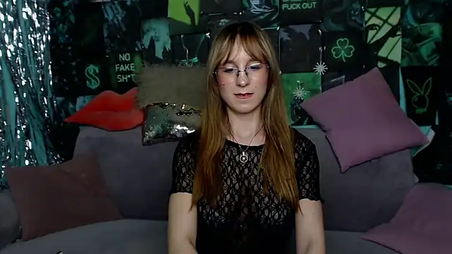 AlishaKellyi live sex cam