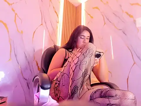 Marian_Cristal webcam