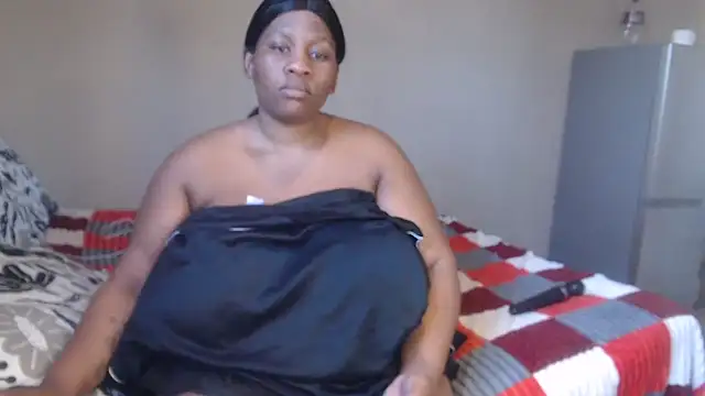 PIXIEBITCHXXX26 webcam