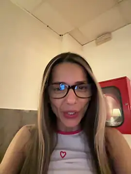 playfulshow - PlayfulShow's free webcam - UK Sex Cams