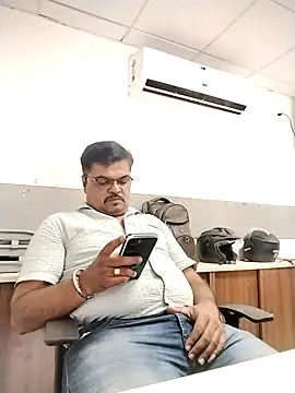 Desi_Lodo_Gujju_Boy webcam