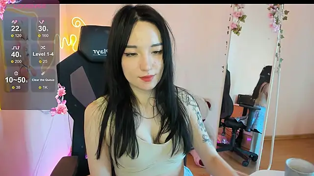 AliceeinWonderlanddd webcam