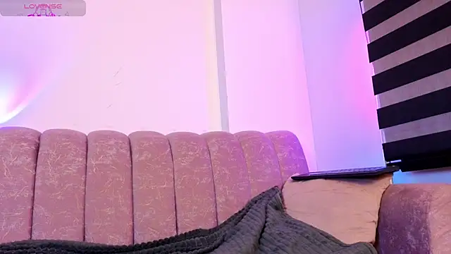 _scarletmoore webcam