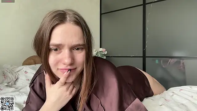 AliceBloomxxx webcam