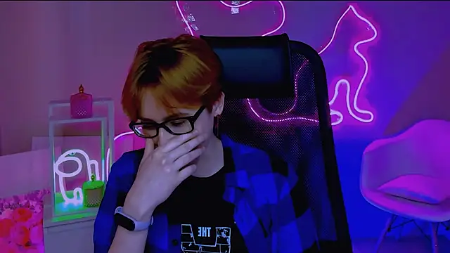 lixeluna - LixeLuna's free webcam - UK Sex Cams