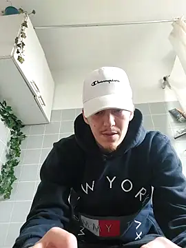 toyjungee - Toyjungee's free webcam - UK Sex Cams