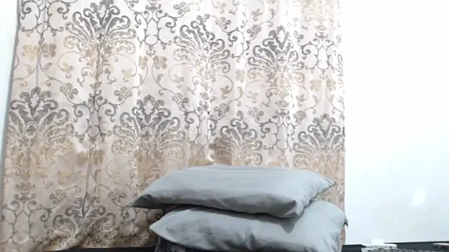 alejandra_c19c webcam