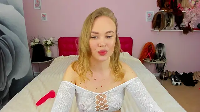HannahWillow webcam
