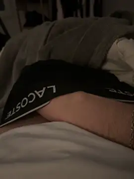 pignoufe (M twink) - Je me branle