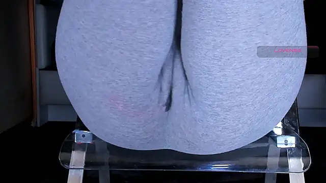 Cameltoe_squirt_inPants - Live Cam