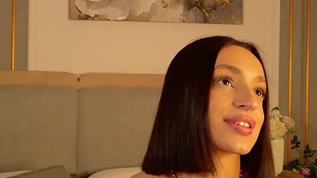 adoracortes - AdoraCortes's free webcam - UK Sex Cams