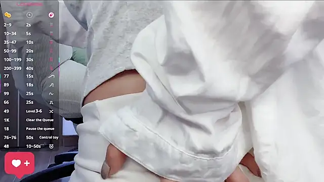 peachy_kiss live sex cam