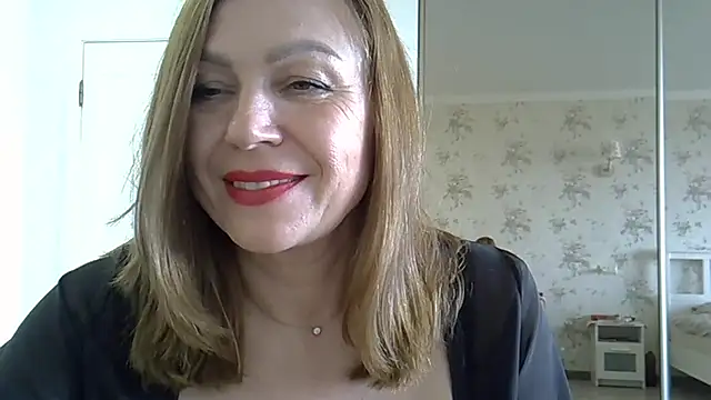 Alexandra-Rosee webcam