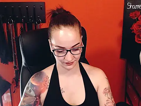 _missjanewarren_ - _MissJaneWarren_'s free webcam - UK Sex Cams