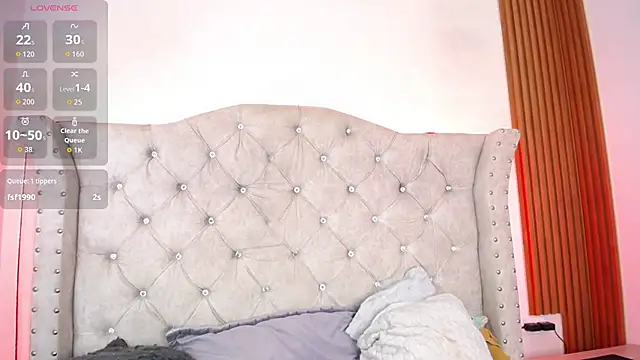 Violet_Collins1 webcam