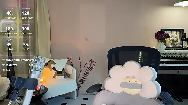 molly00- (F young) - 无内m腿摩擦jj2分钟